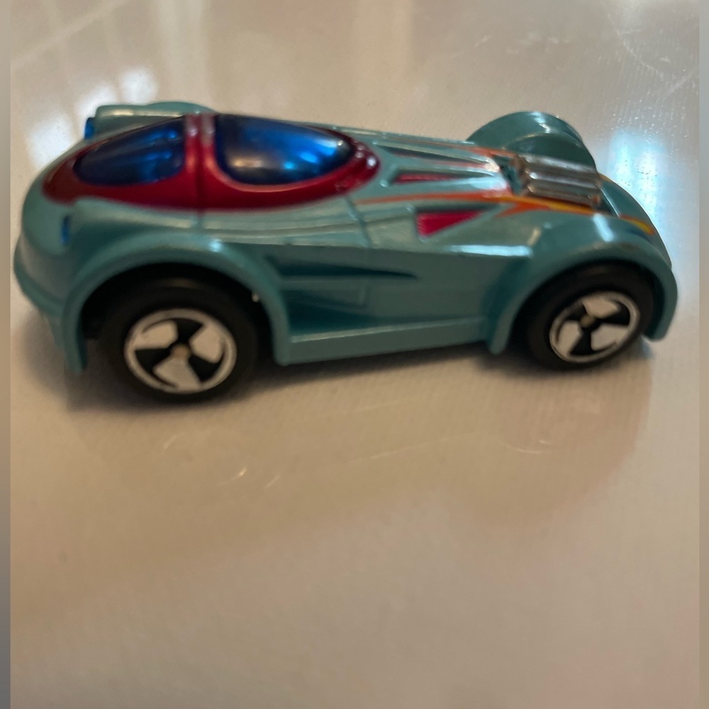 Maisto FANTASY COLLECTION KID CONNECTION Snarily 1/64 DIECAST VHTF